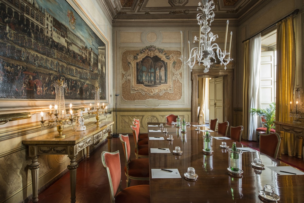 RESIDENZA RUSPOLI BONAPARTE 40/50
