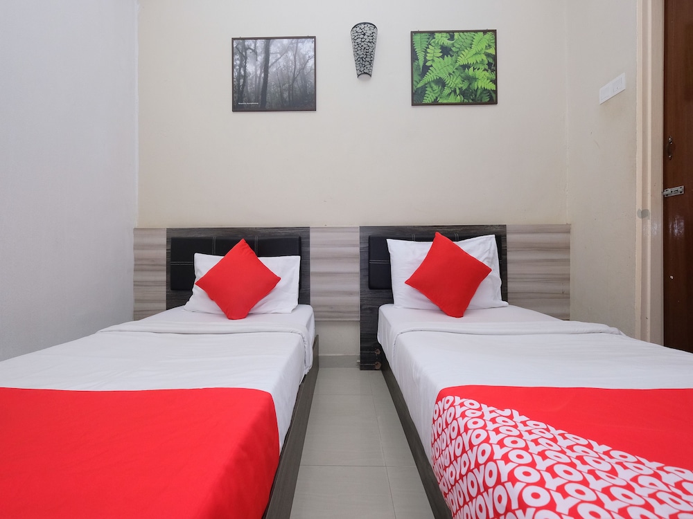 OYO 1153 Heaven Hill Hotel 1 7/16