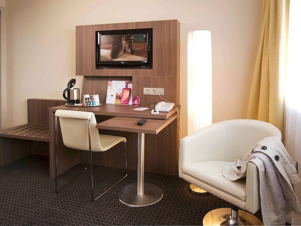 Mercure Mont Saint Michel 59/78