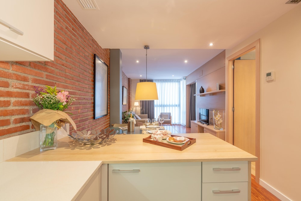 Serennia Cest Apartamentos Arc de Triomf 23/23