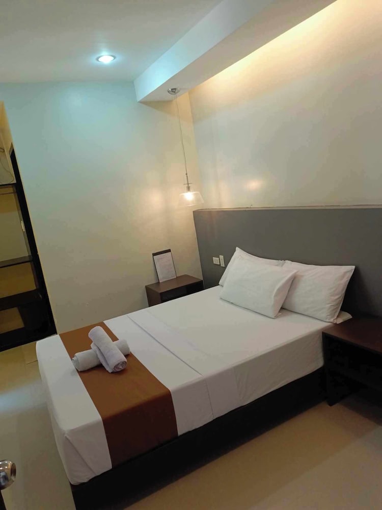 1 BEDROOM, DELUXE, DOUBLE BED