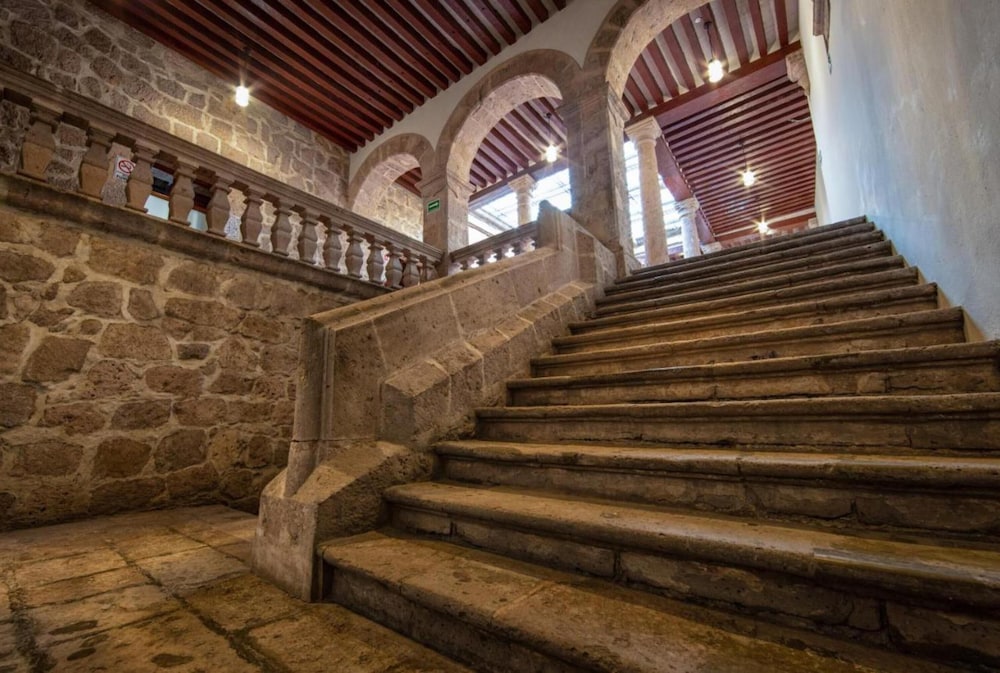 OYO Hostal Mich Morelia 25/33