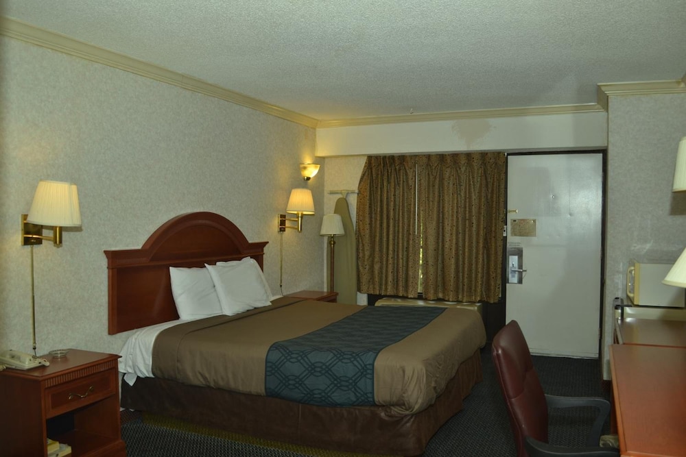 Travel Inn New Castle Airport 18/57