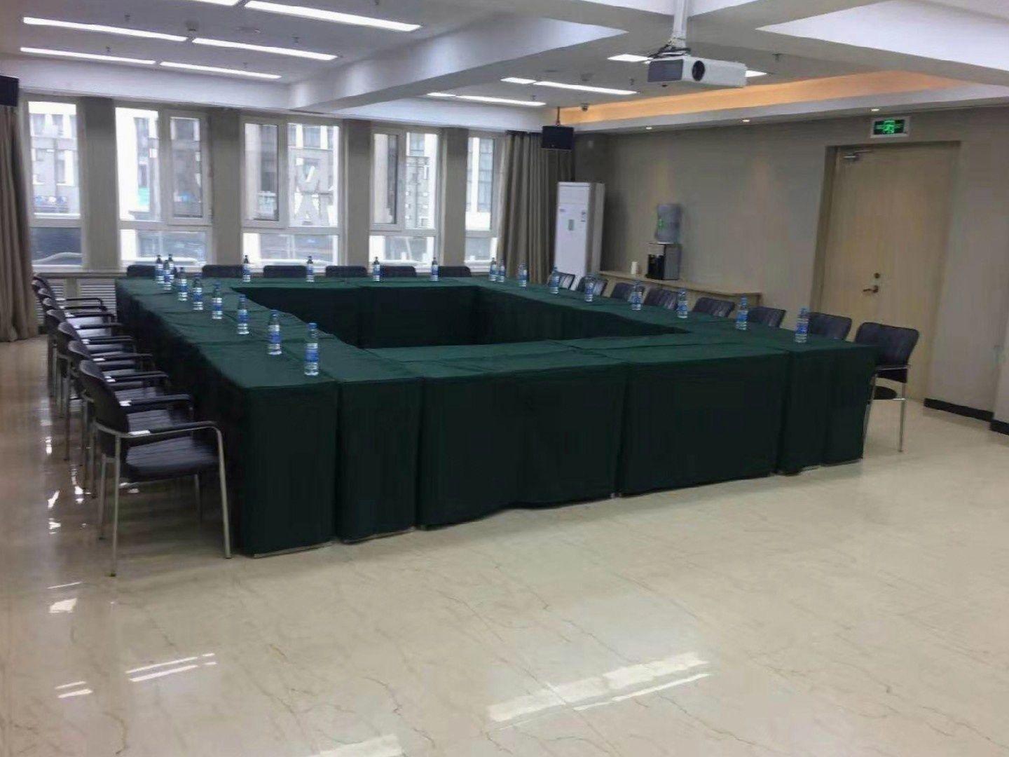 Lavande Hotels (Harbin Haxi Railway Station) 35/48