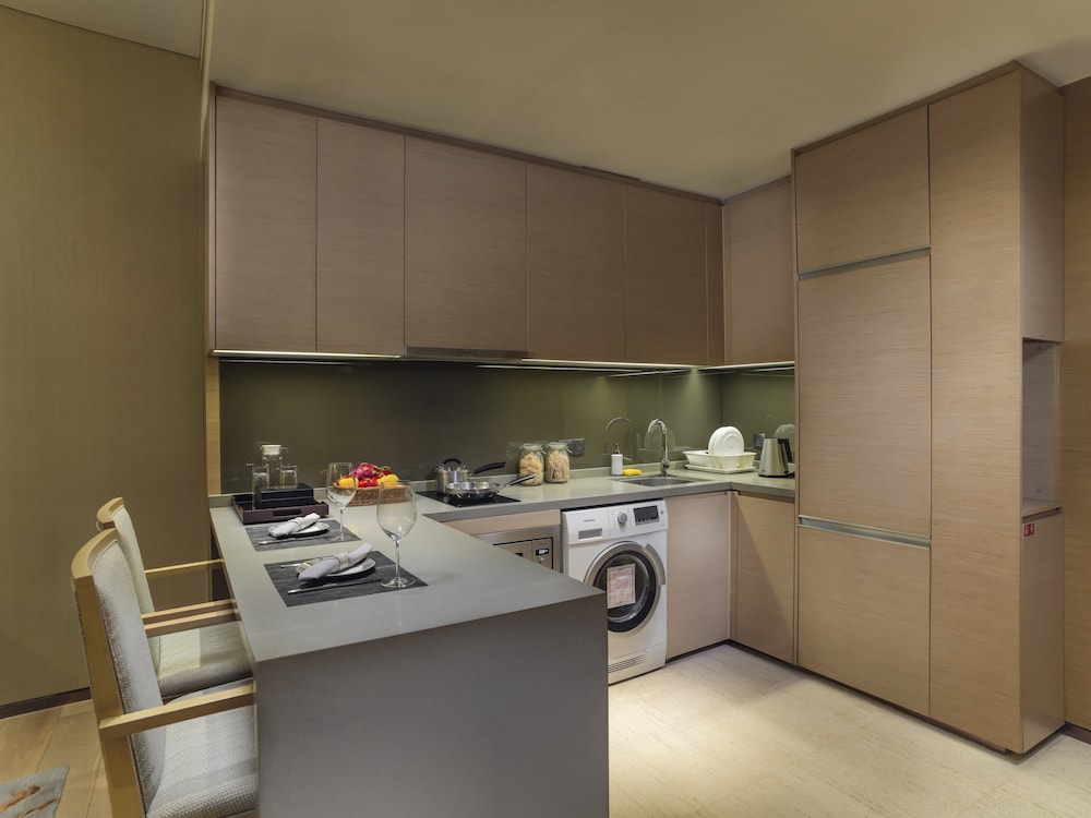 FRASER SUITES GUANGZHOU 68/84