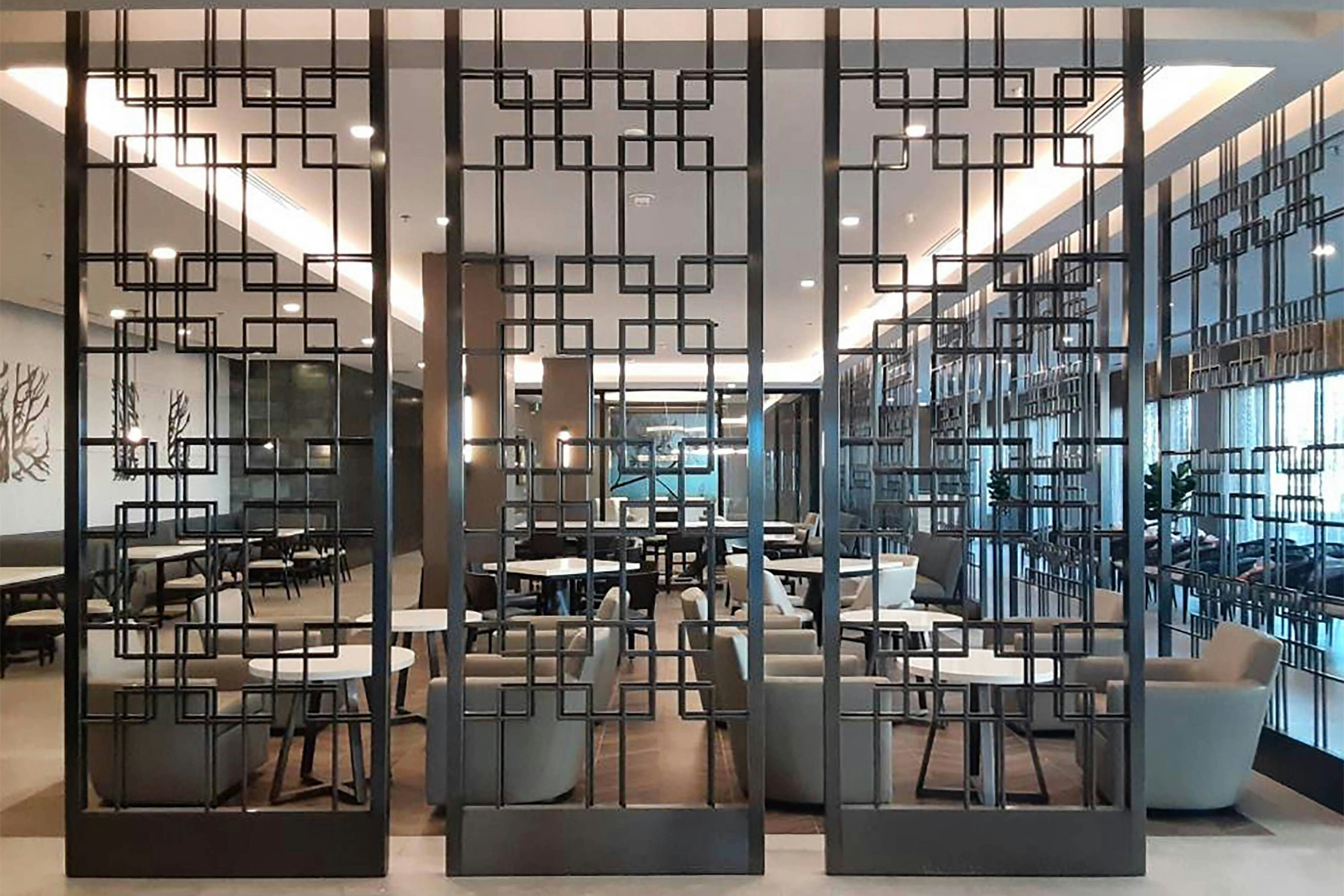 Courtyard By Marriott Los Angeles Monterey Park 16/25