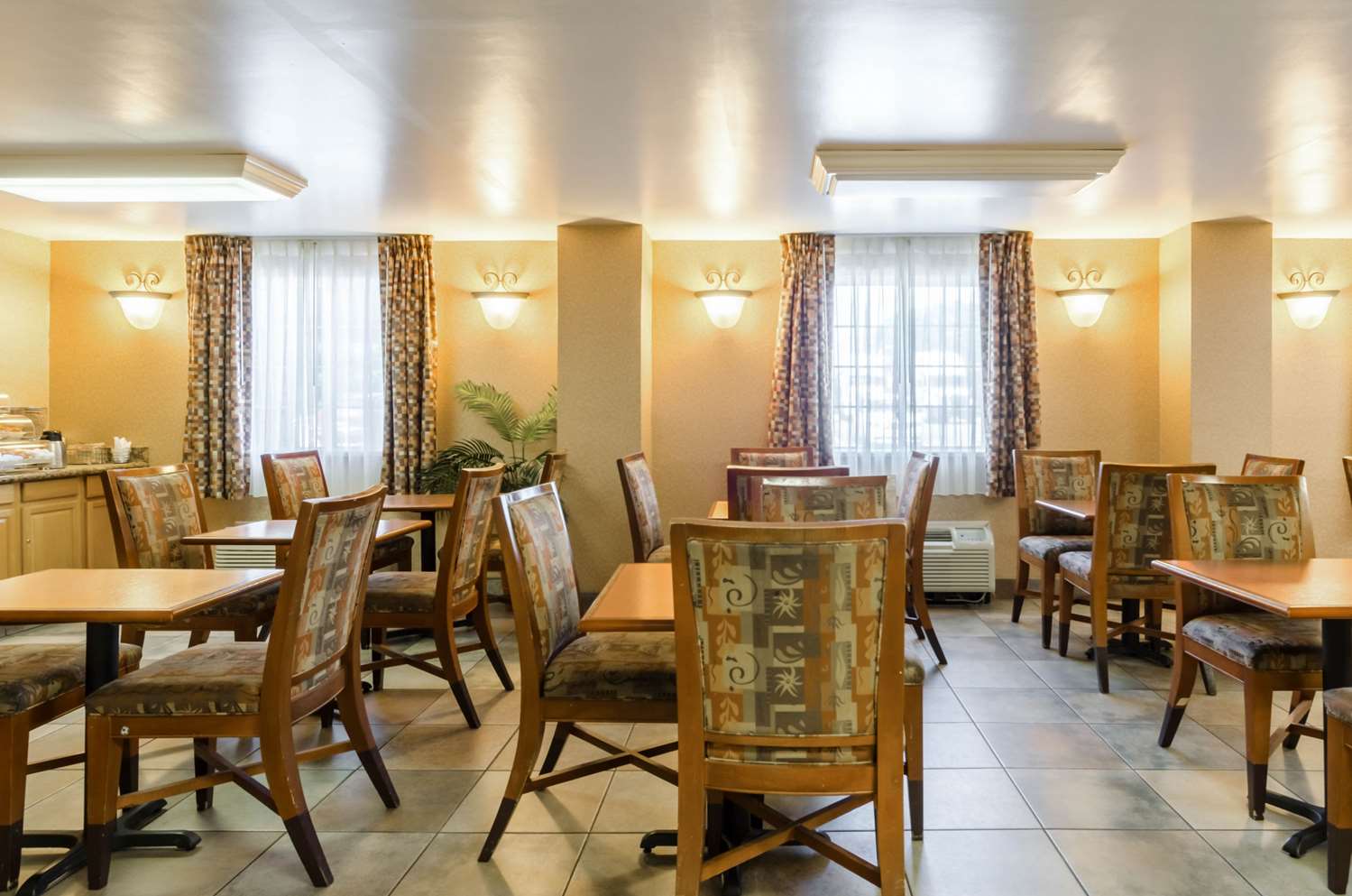 Quality Inn Chicopee-Springfield 12/17