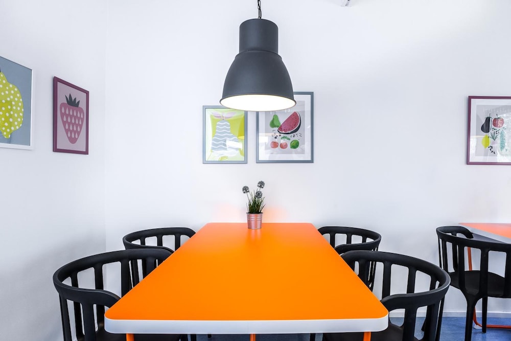 FORENOM HOSTEL VANTAA AVIAPOLIS 24/27