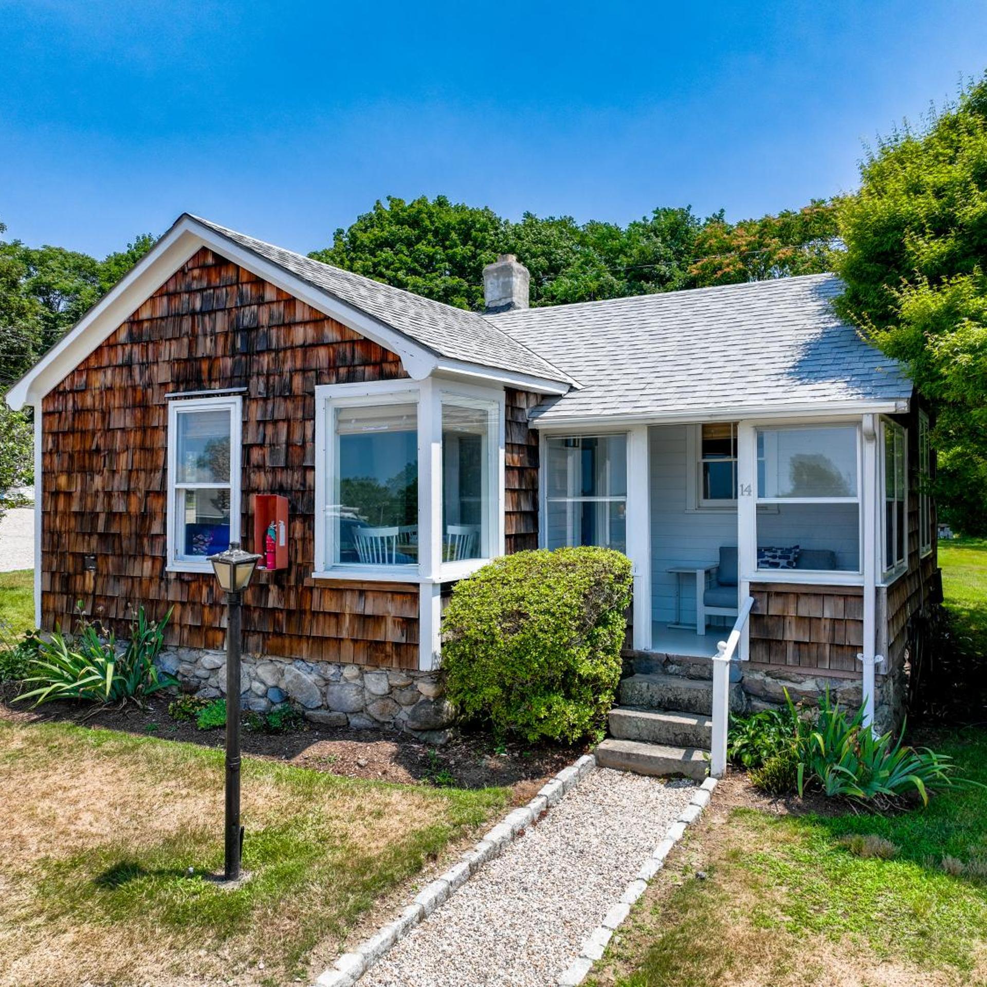 Marina Bay Cottages 42/49