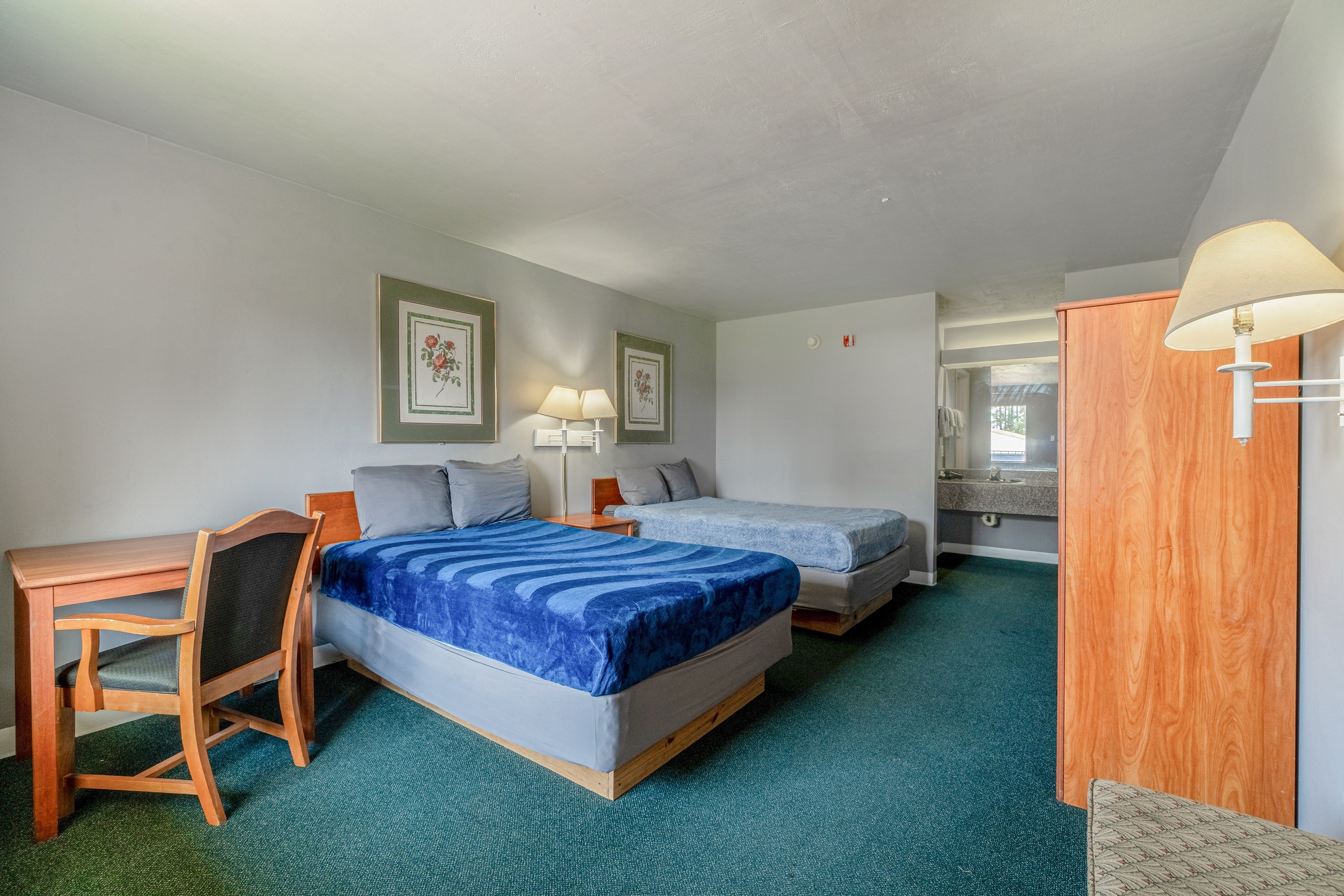 Economy Inn Livingston By OYO TX US 59 10/38