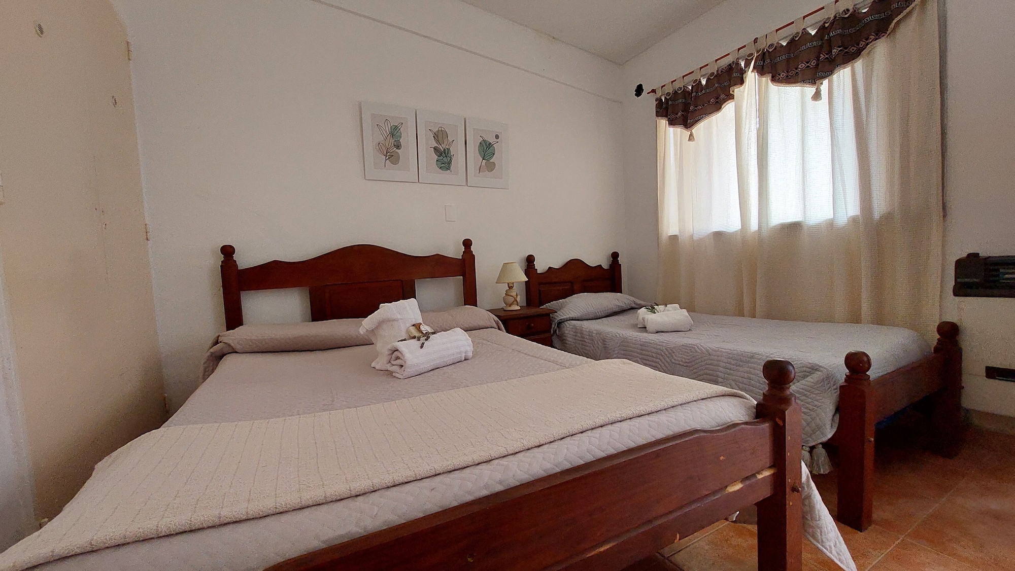 Family, Triple, 1 Queen and 1 Single Bed