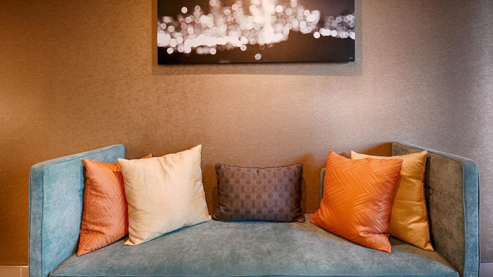 Best Western Alderwood 23/48