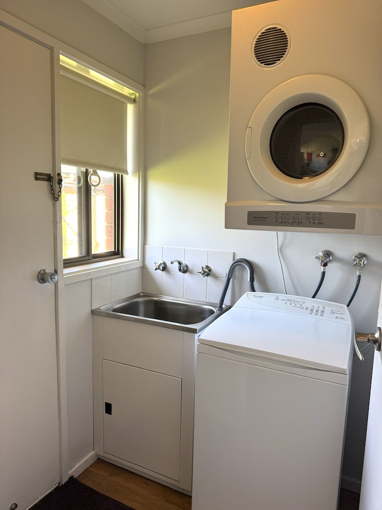BARWON VALLEY LODGE 6/64
