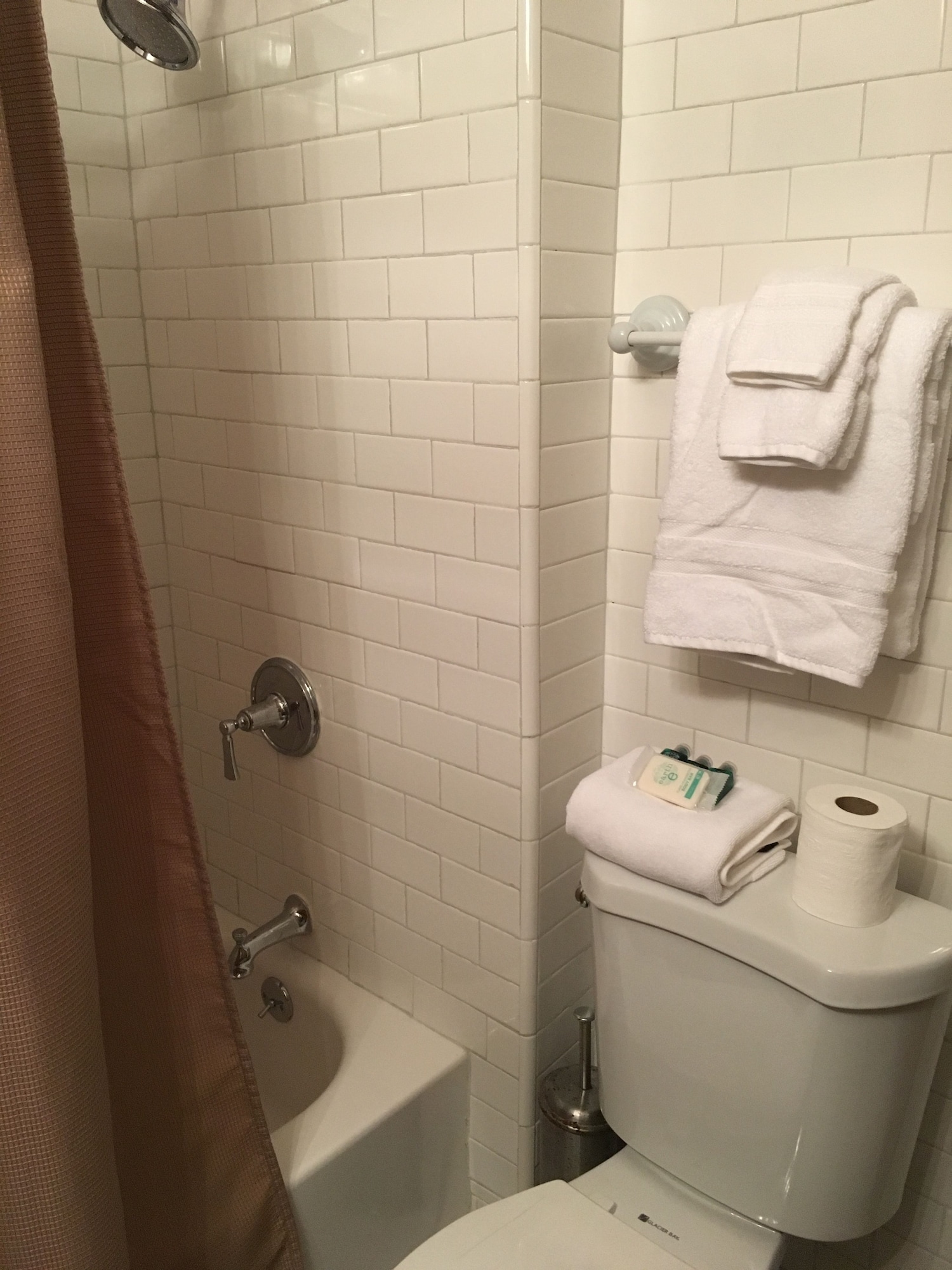 Star, King Bed, Private Bathroom
