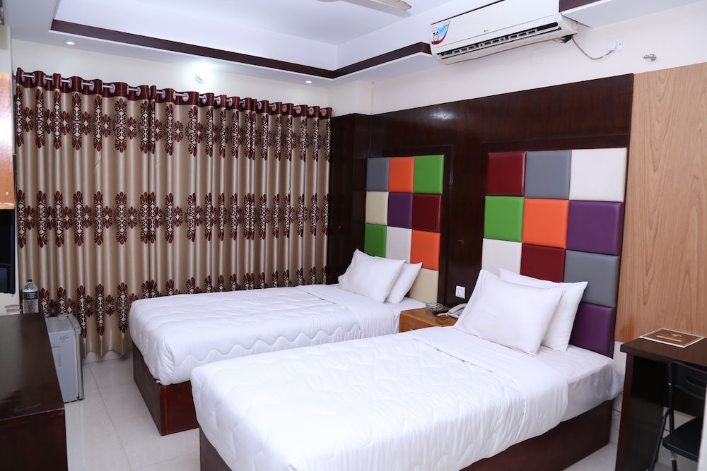 Platinum Hotel Ltd 11/28