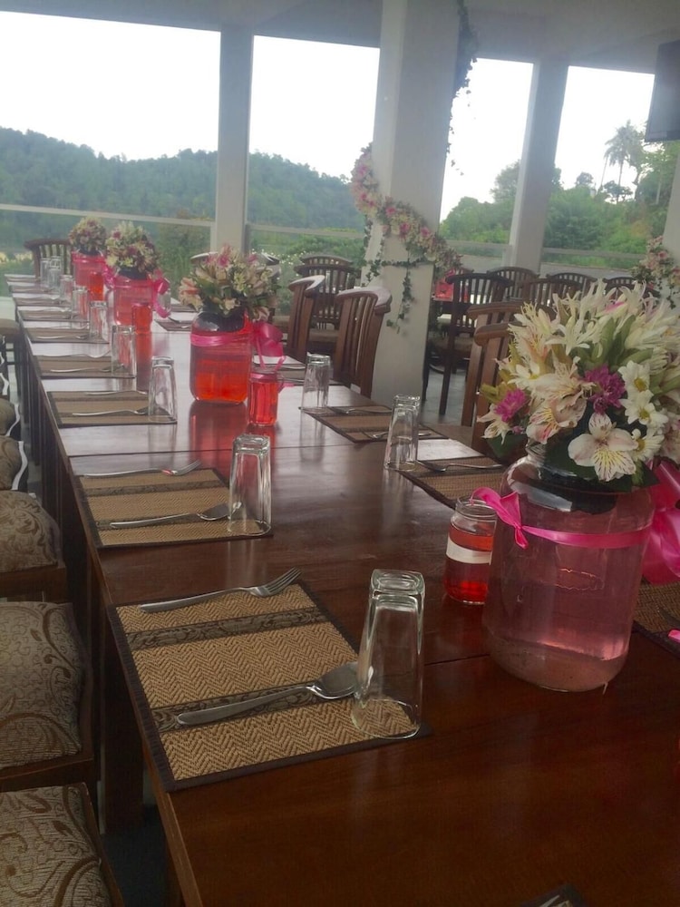 Kandy Supreme Hotel 54/61