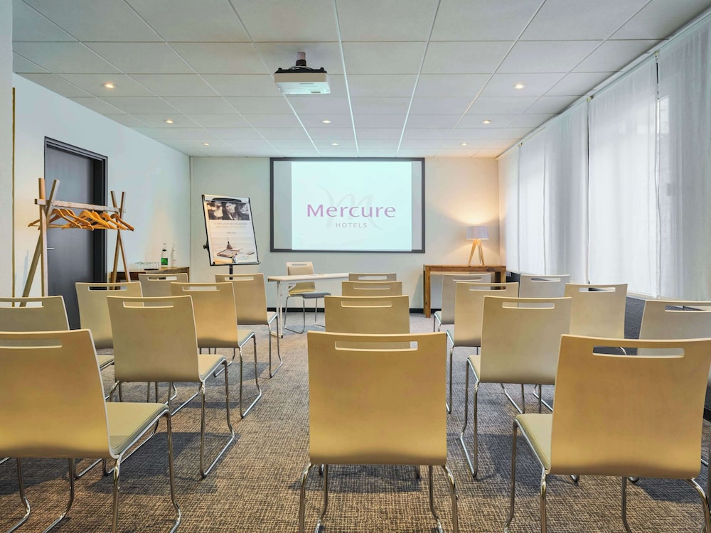 Hotel Mercure Paris 15 Porte De Versailles 55/63