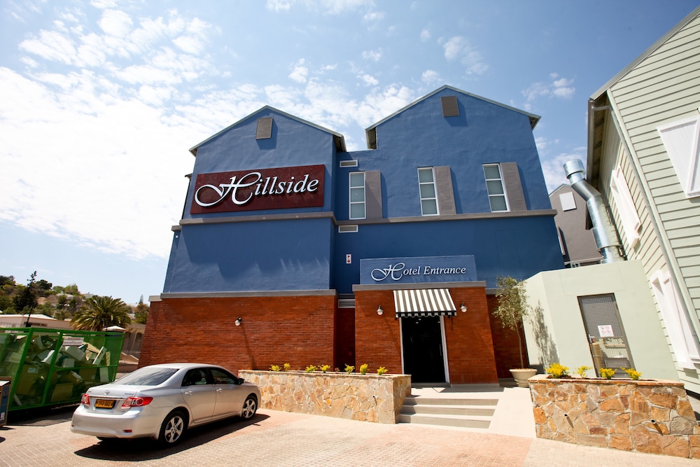 Hillside Executive Accommodation 7/59