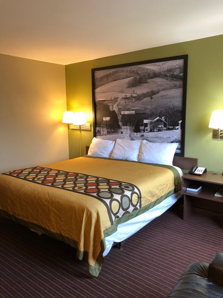Ramada by Wyndham York Harrisburg Hershey 13/27
