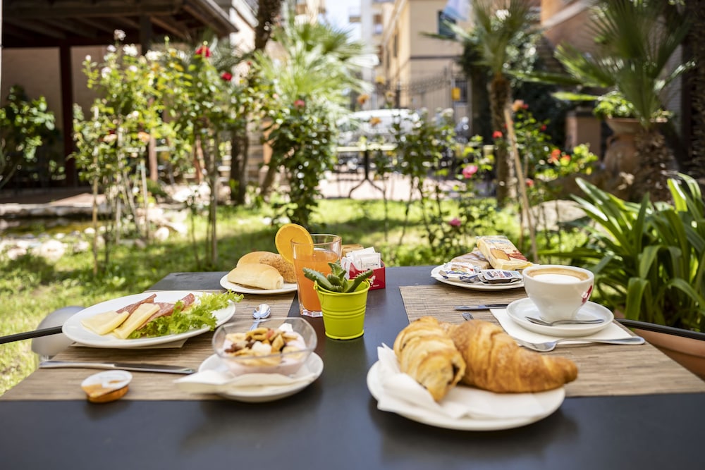Hotel Villa Margherita 60/70