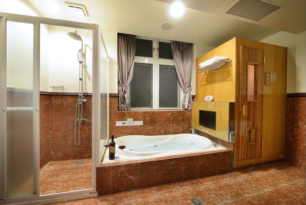 Holland Village Motel Hua-pin 45/50