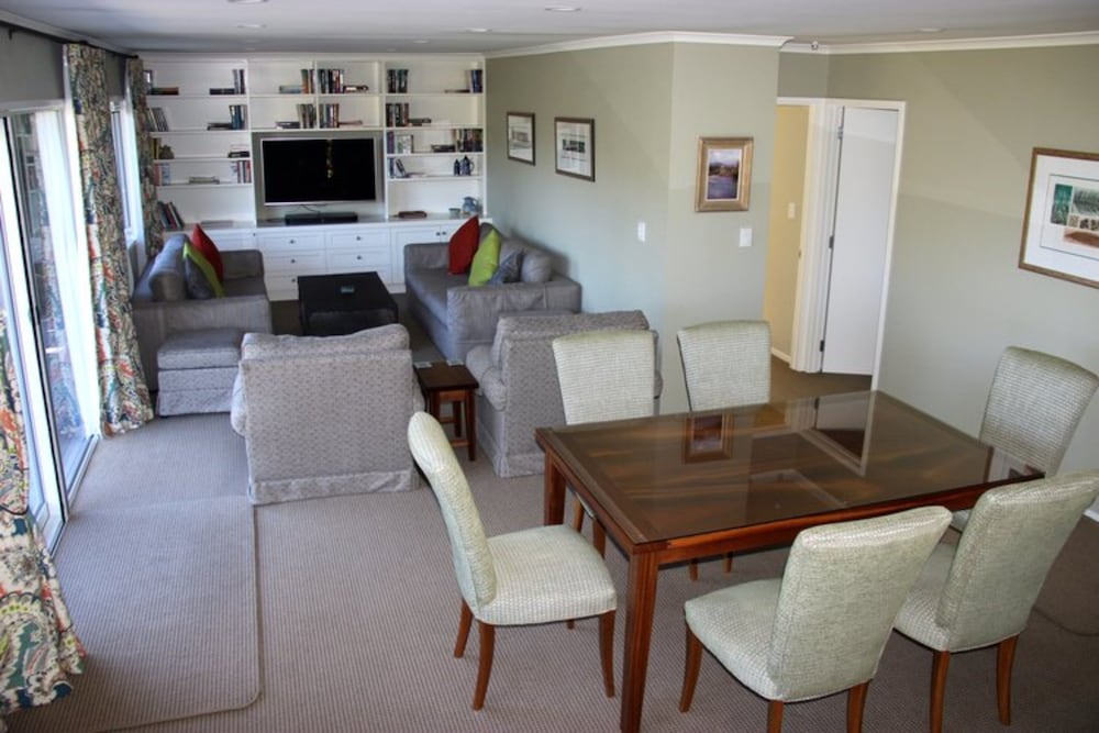 Tongariro Lodge 47/75