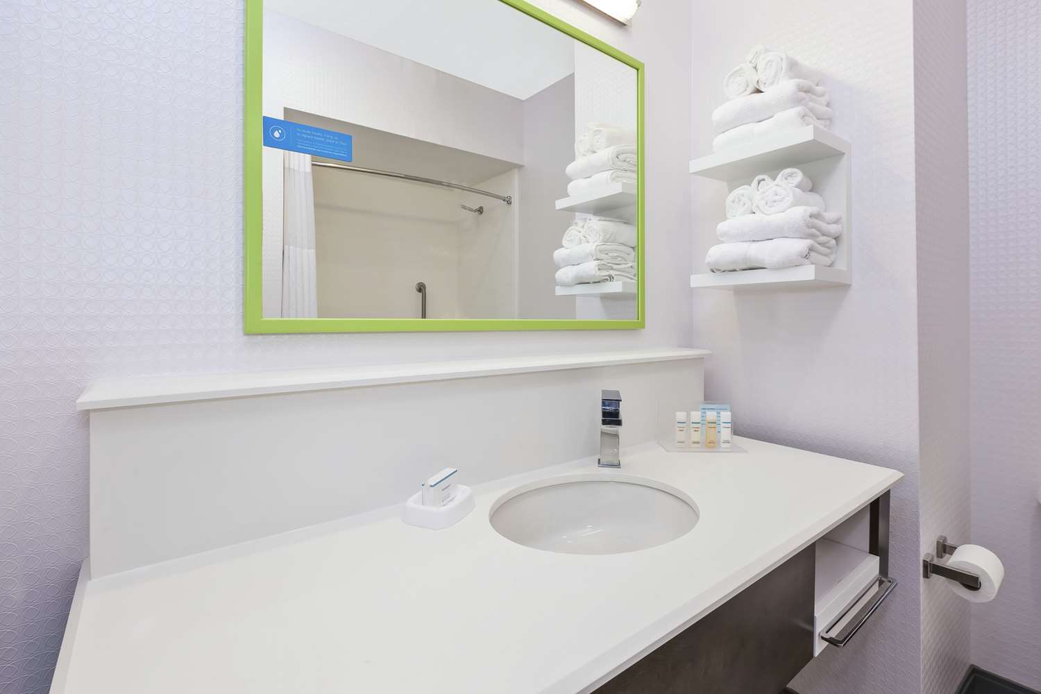 غرفة بسريرين كوين 2/2