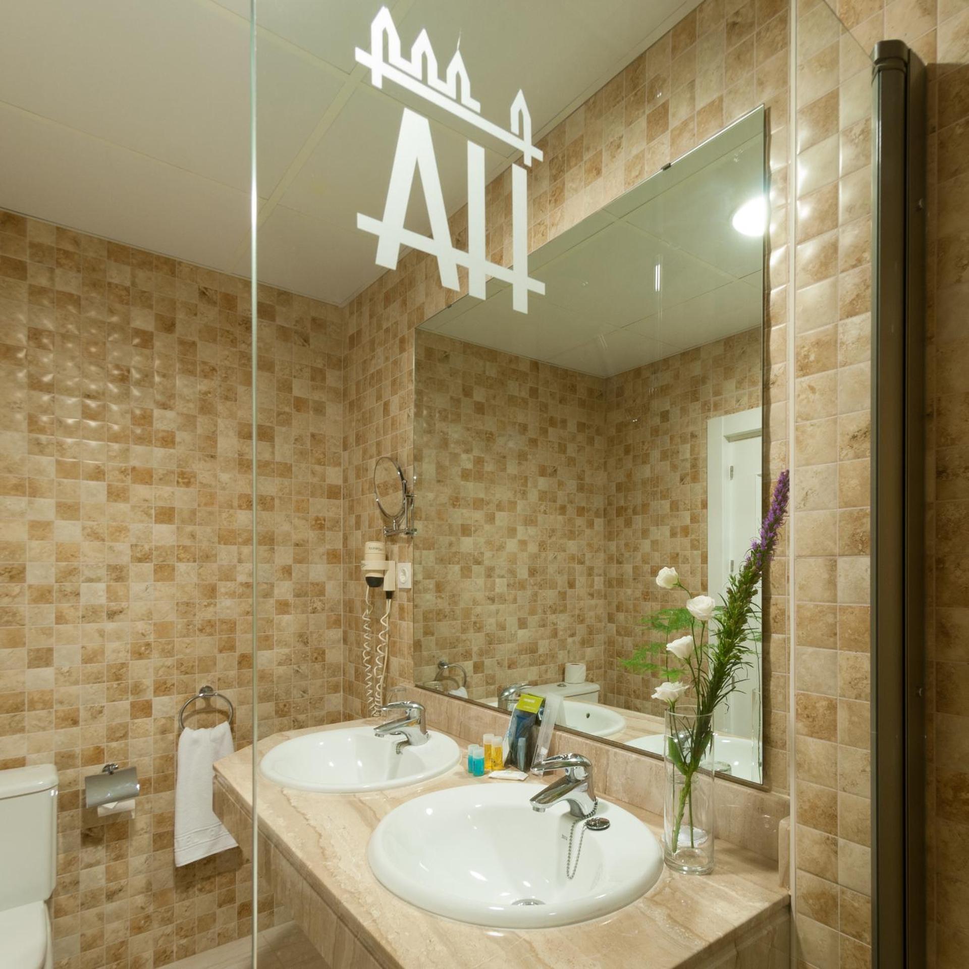 Hotel Alcazar Seville 55/55