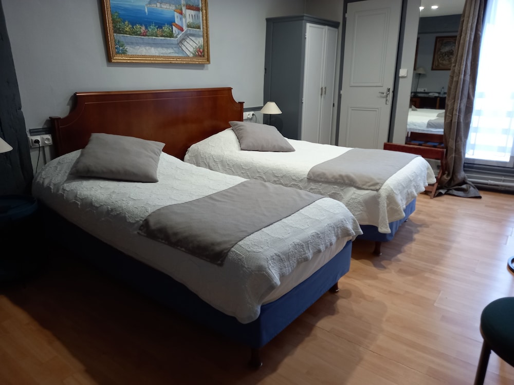 Resort, Standard, Twin Beds