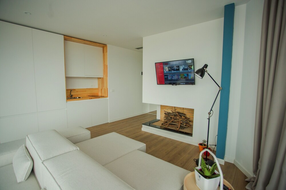 Choose Balkans Apartments 24/50