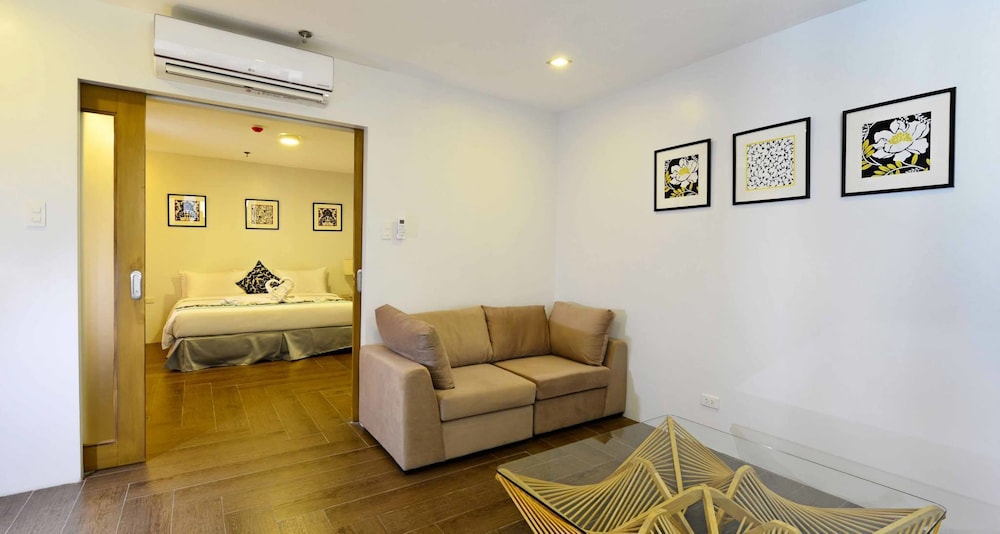 St Mark Hotel 44/65
