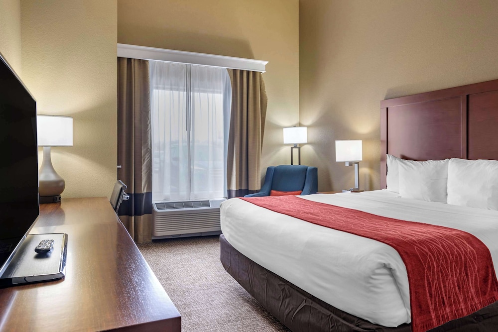 Comfort Inn & Suites Augusta KS 9/31