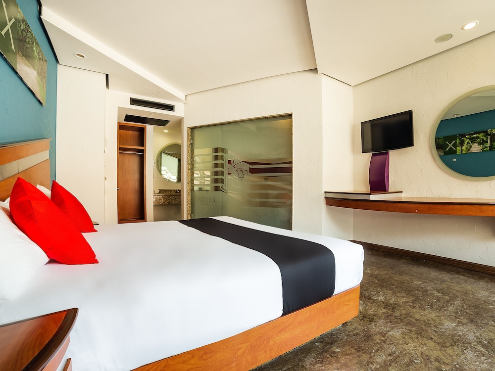 Capital O Hotel Verona 31/48
