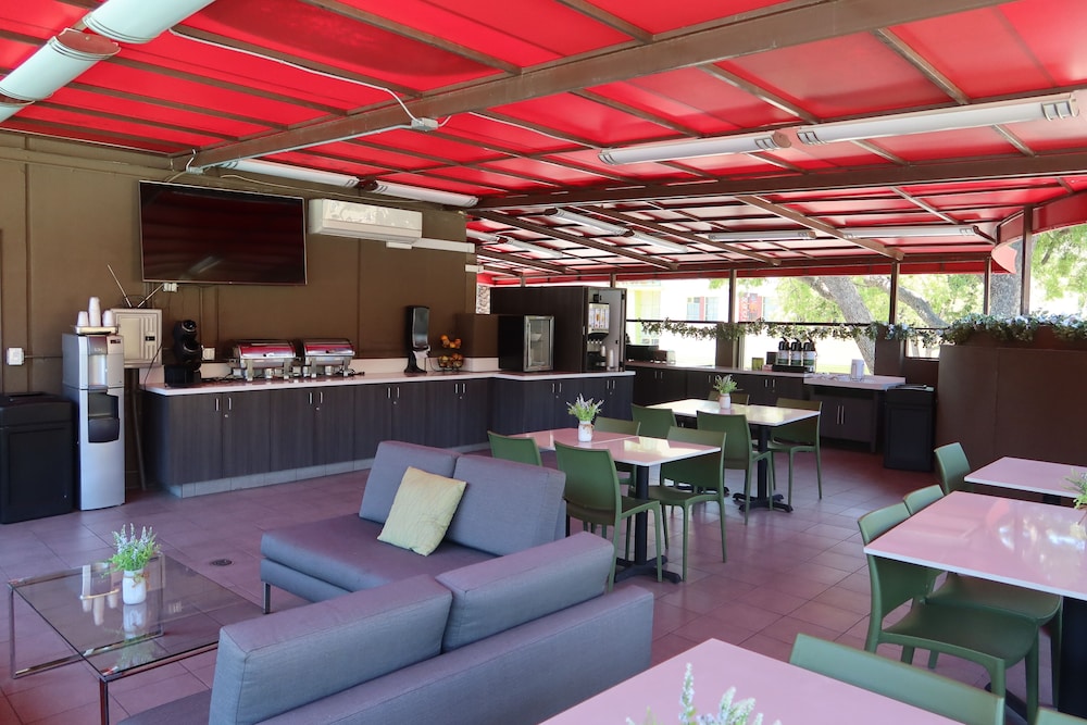 GreenTree Pasadena Inn 41/57