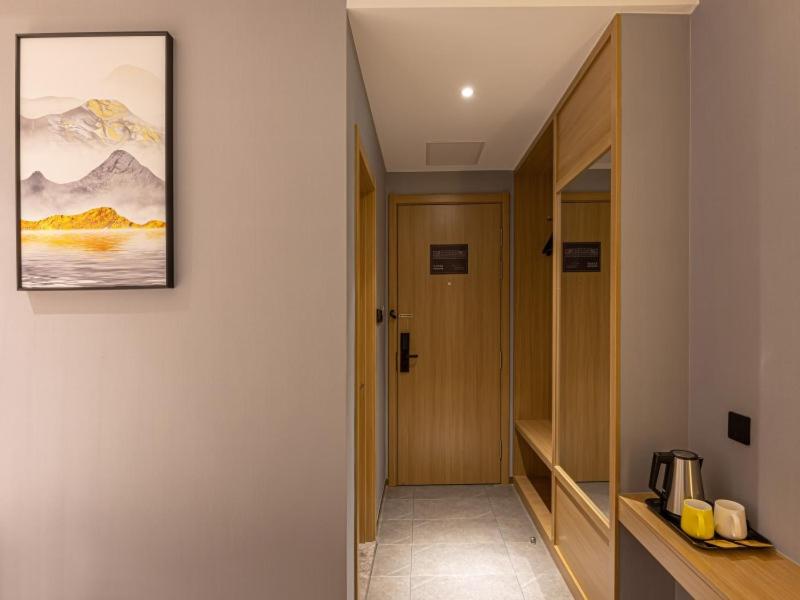 Gya Suzhou Hanshan Temple Binhe Road Subway Station Hotel 31/39