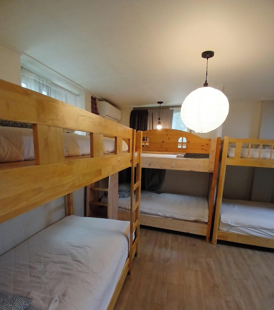 Pohang Youngildae Guesthouse - Hostel 30/50