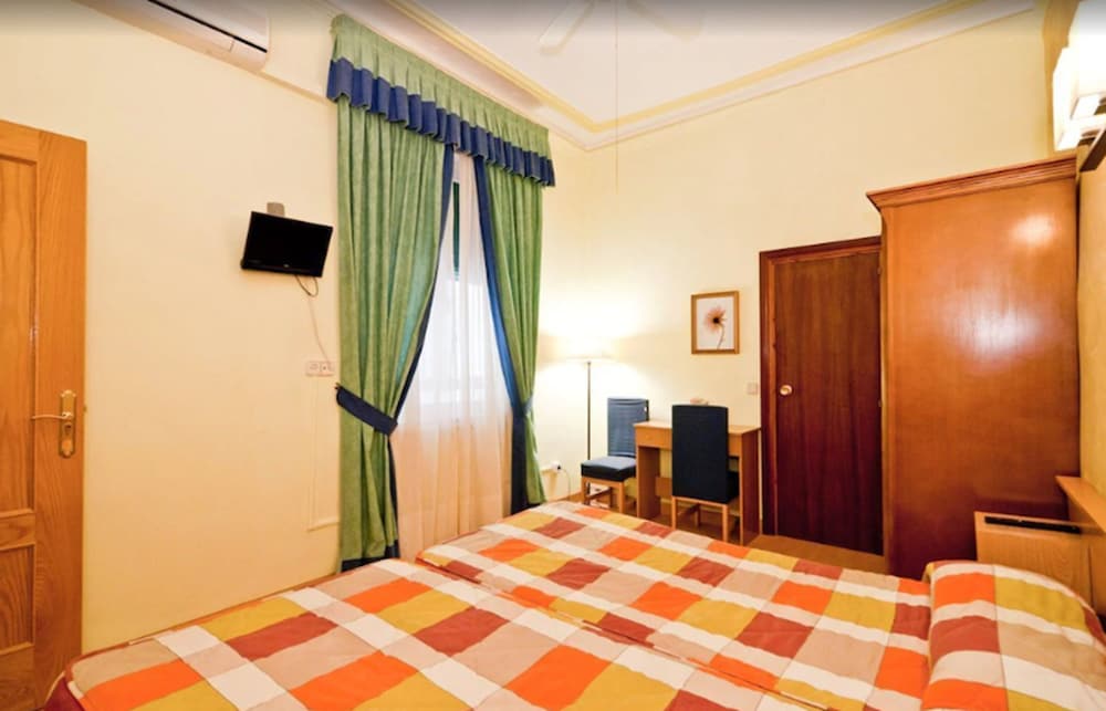Hostal Oporto 18/31