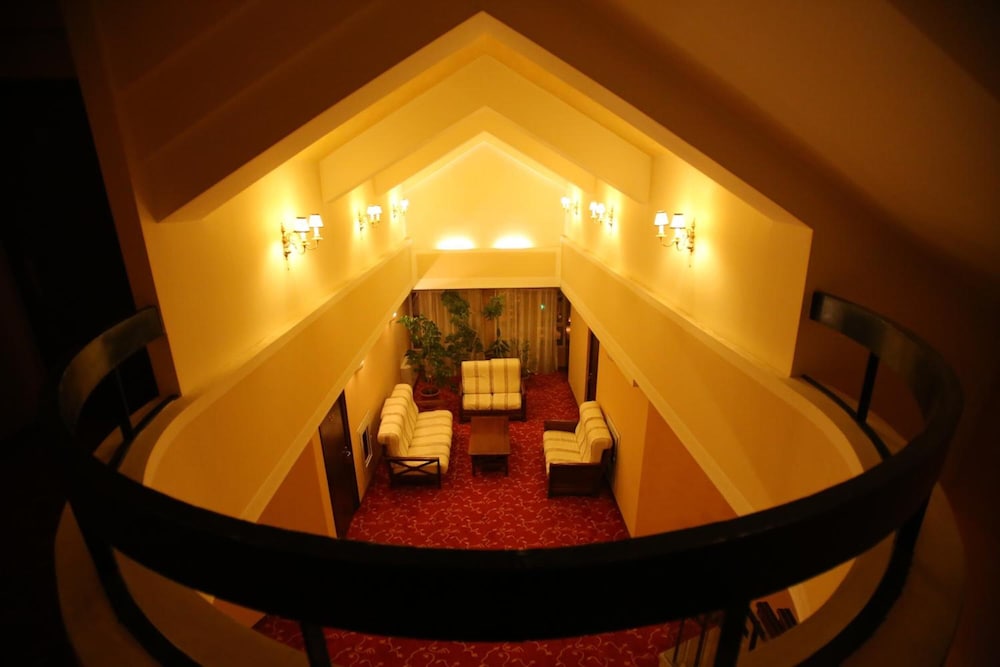 Mara Hotel 38/62