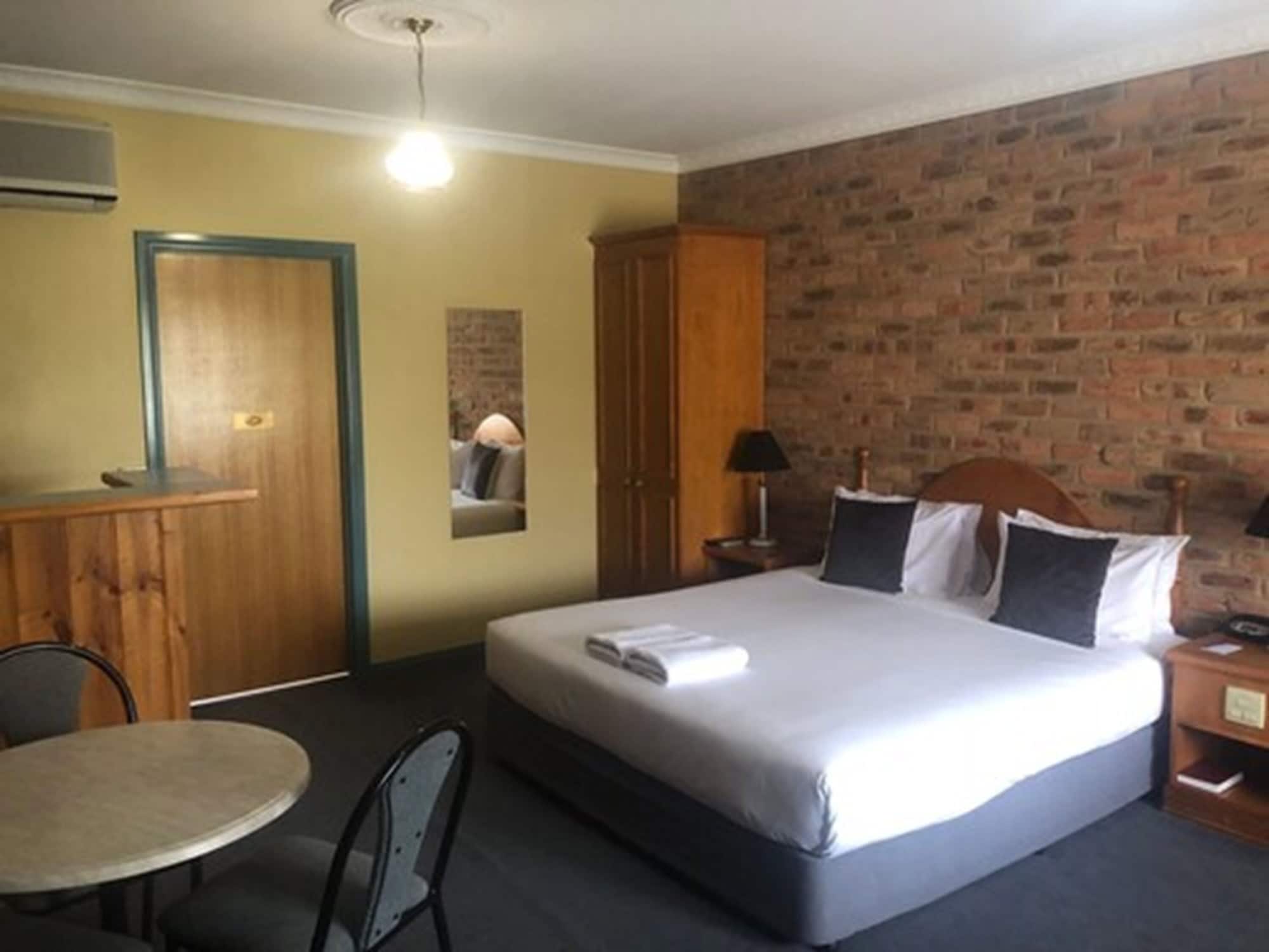 Spa, Suite, Queen Bed، MERCURE PORT OF ECHUCA 3/7