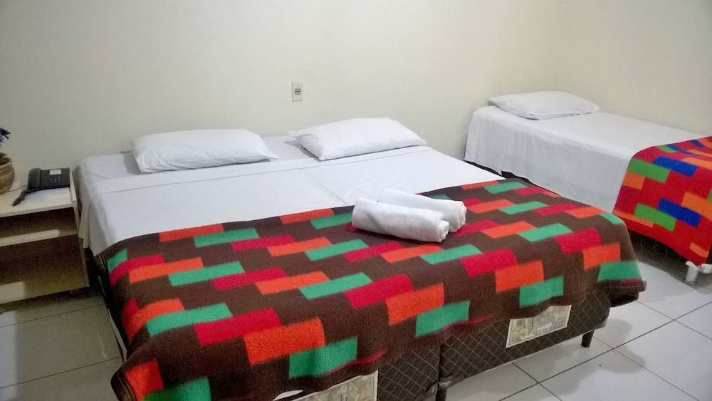 ROOM, TRIPLE