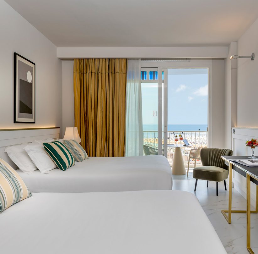 Deluxe, Family, Sea Front, Balcony