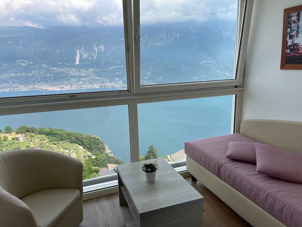 Village Hotel Lucia 27/50