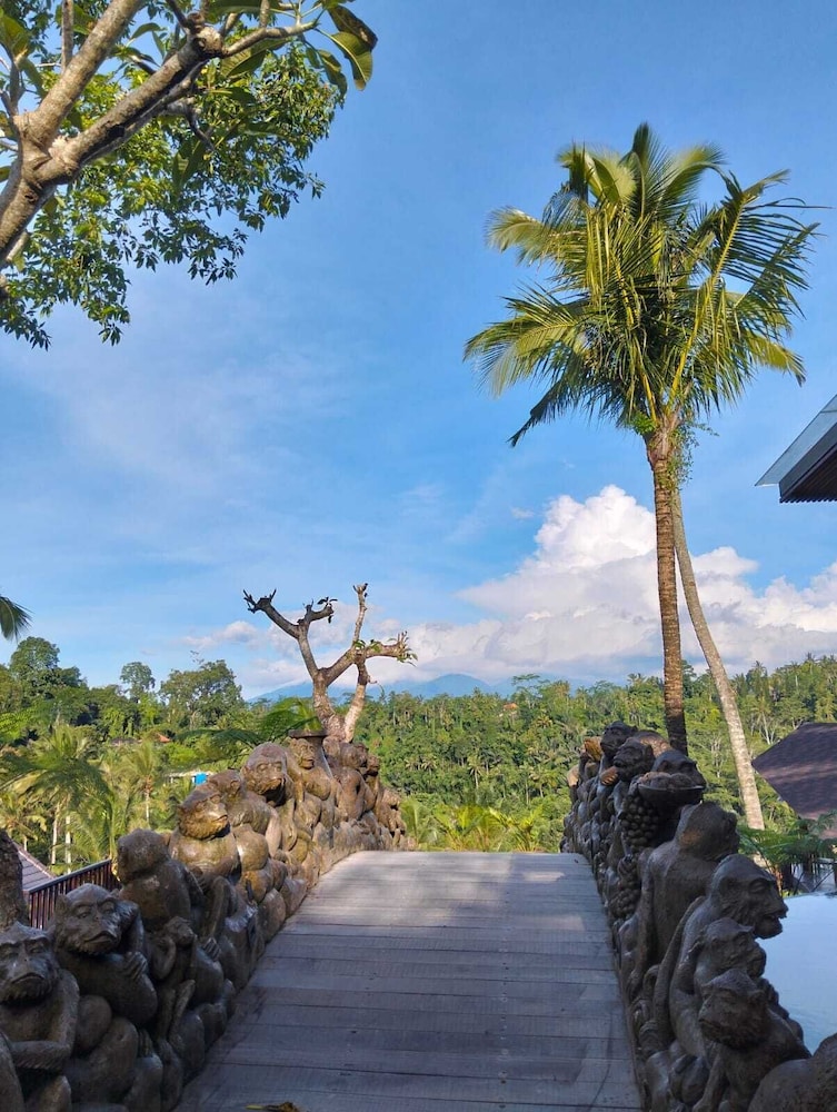 ULU Valley Retreat 43/50