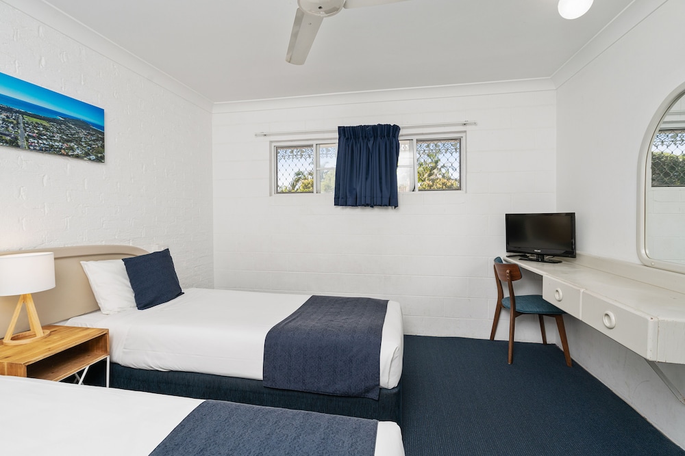 WOLLONGBAR MOTEL 10/69