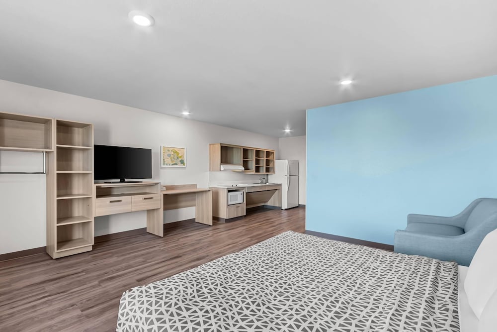 WoodSpring Suites Gilbert - Mesa Gateway Airport 22/41