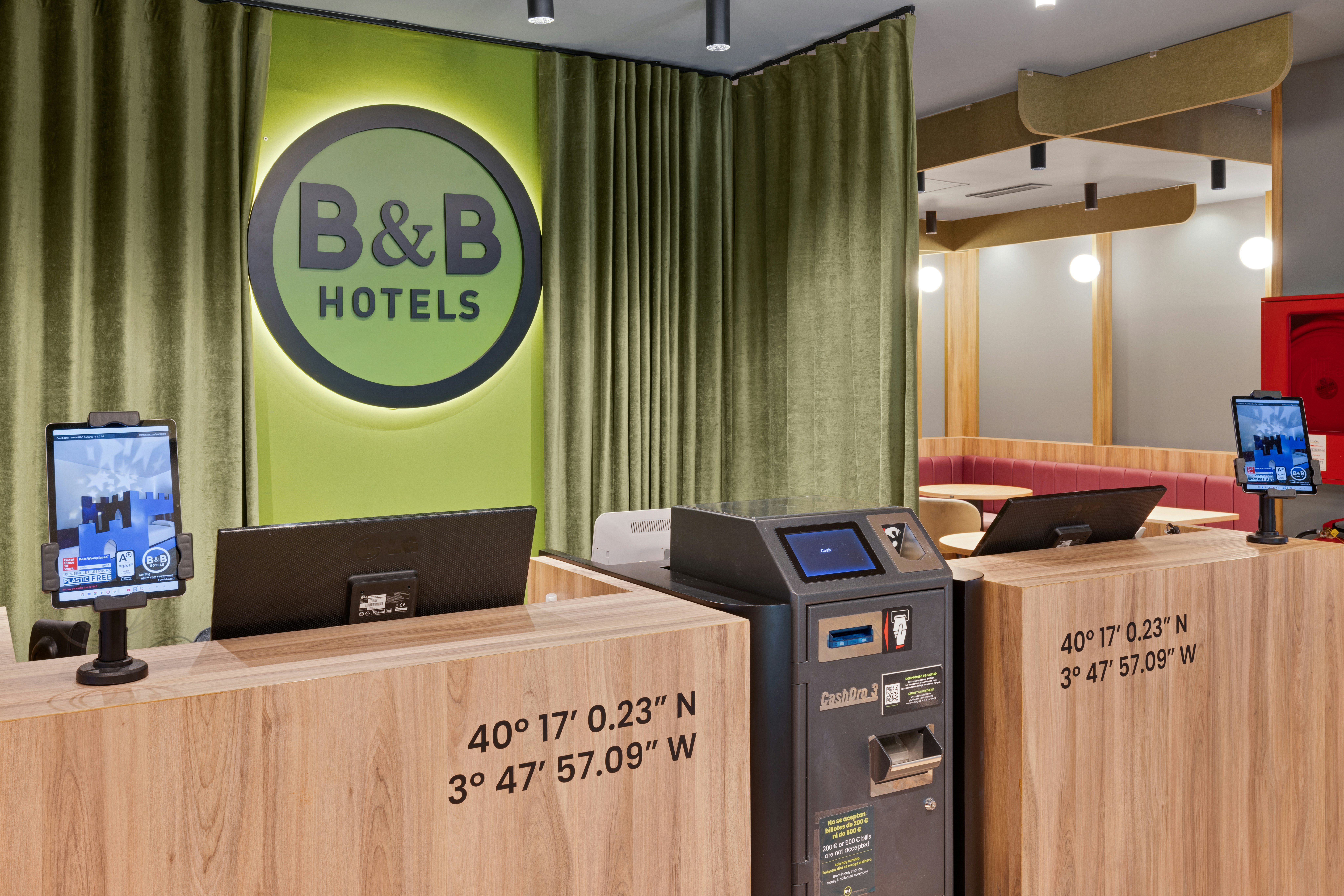 Lobby at B&B HOTEL Madrid Fuenlabrada Retail Park, FUENLABRADA