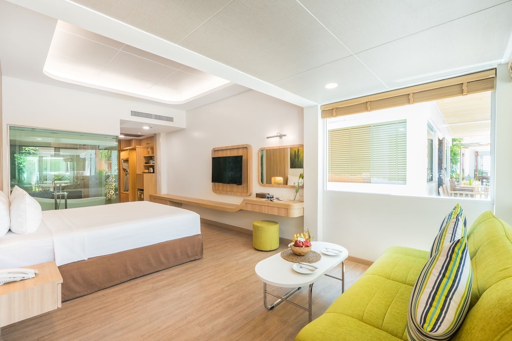 Chaba Cabana Beach Resort 15/50