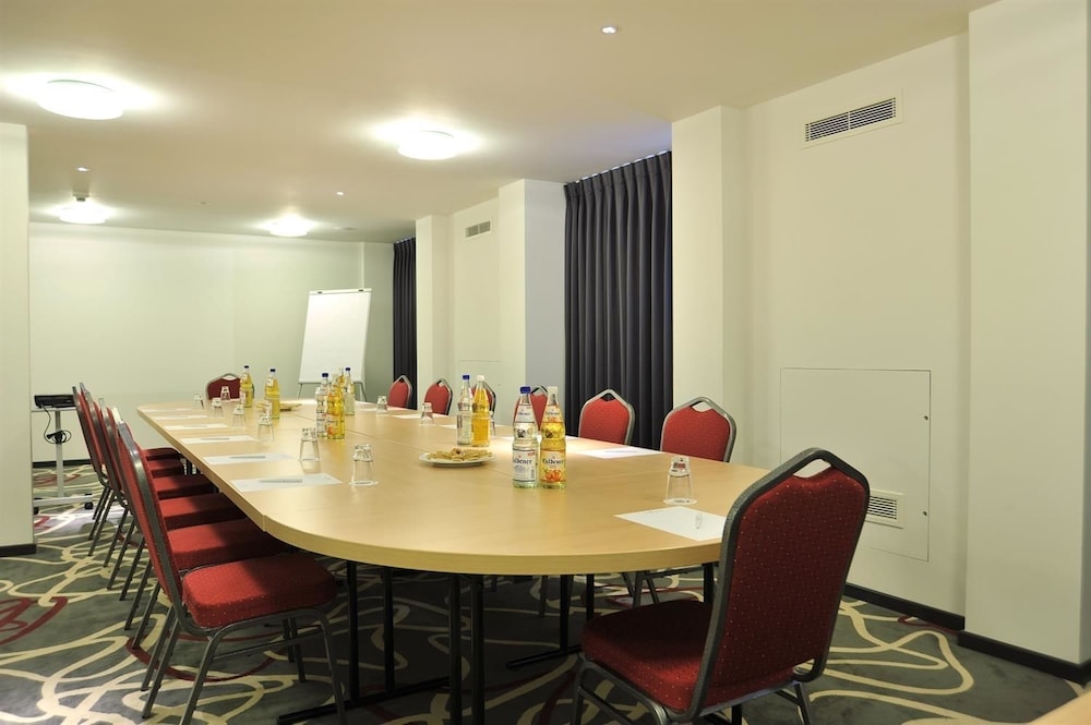 Golden Tulip Kassel Hotel Reiss 53/58