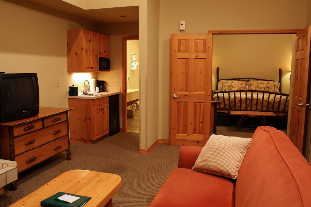 Mountain Lake Lodge 38/68