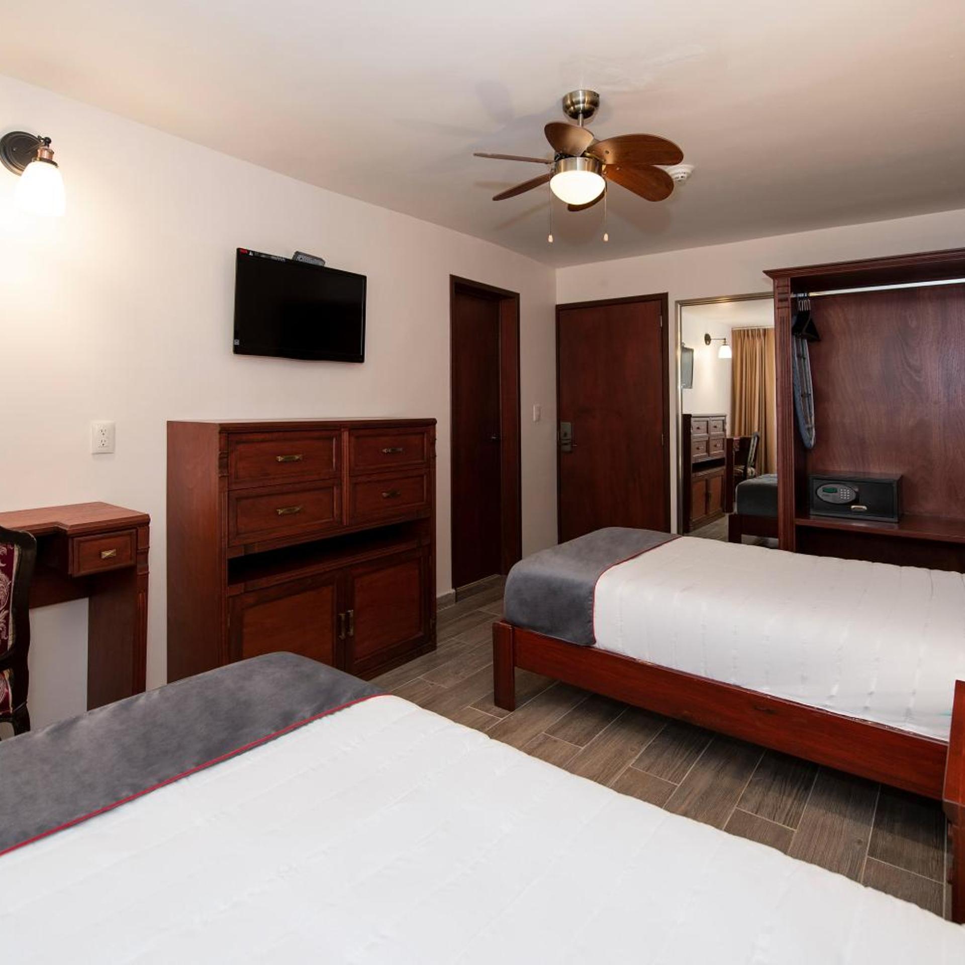 Standard, Double or Twin Bed, Hotel Senorial 6/8